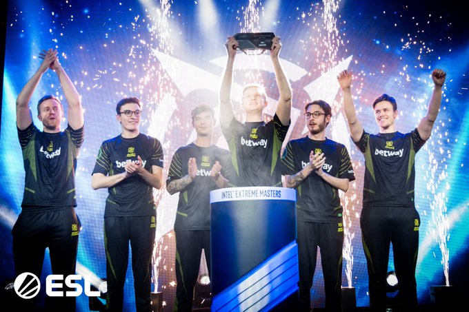 东契奇休赛 东契奇休赛