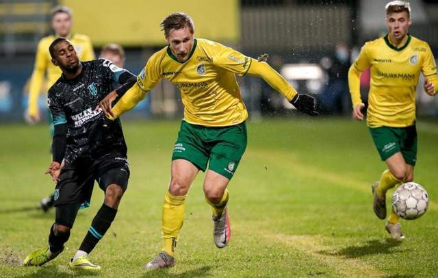 他与球队的 他与球队的