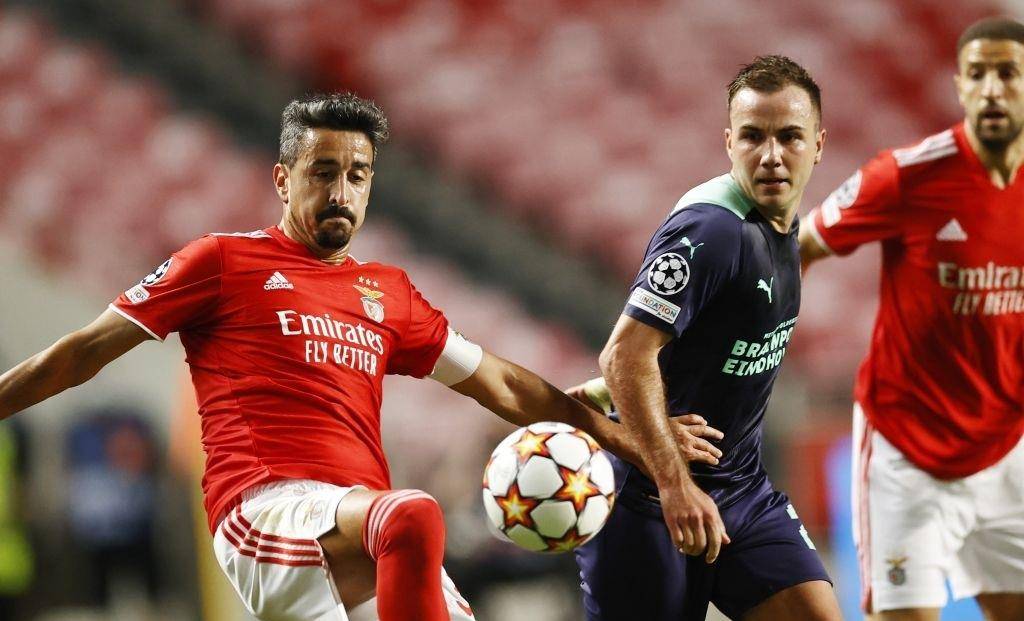 为球队赢得 为球队赢得