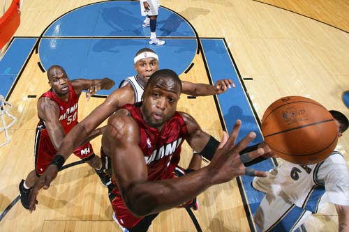 样优秀的球 样优秀的球