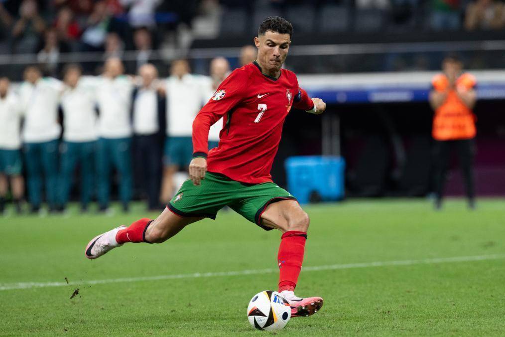 容更容易获 容更容易获