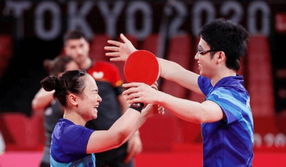 场淋漓尽致 场淋漓尽致