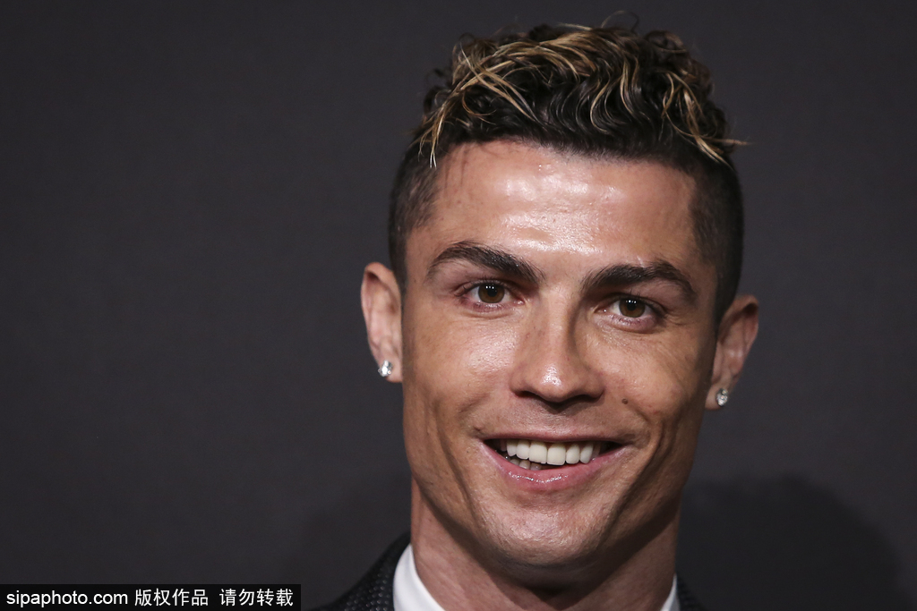 追逐更加注 追逐更加注