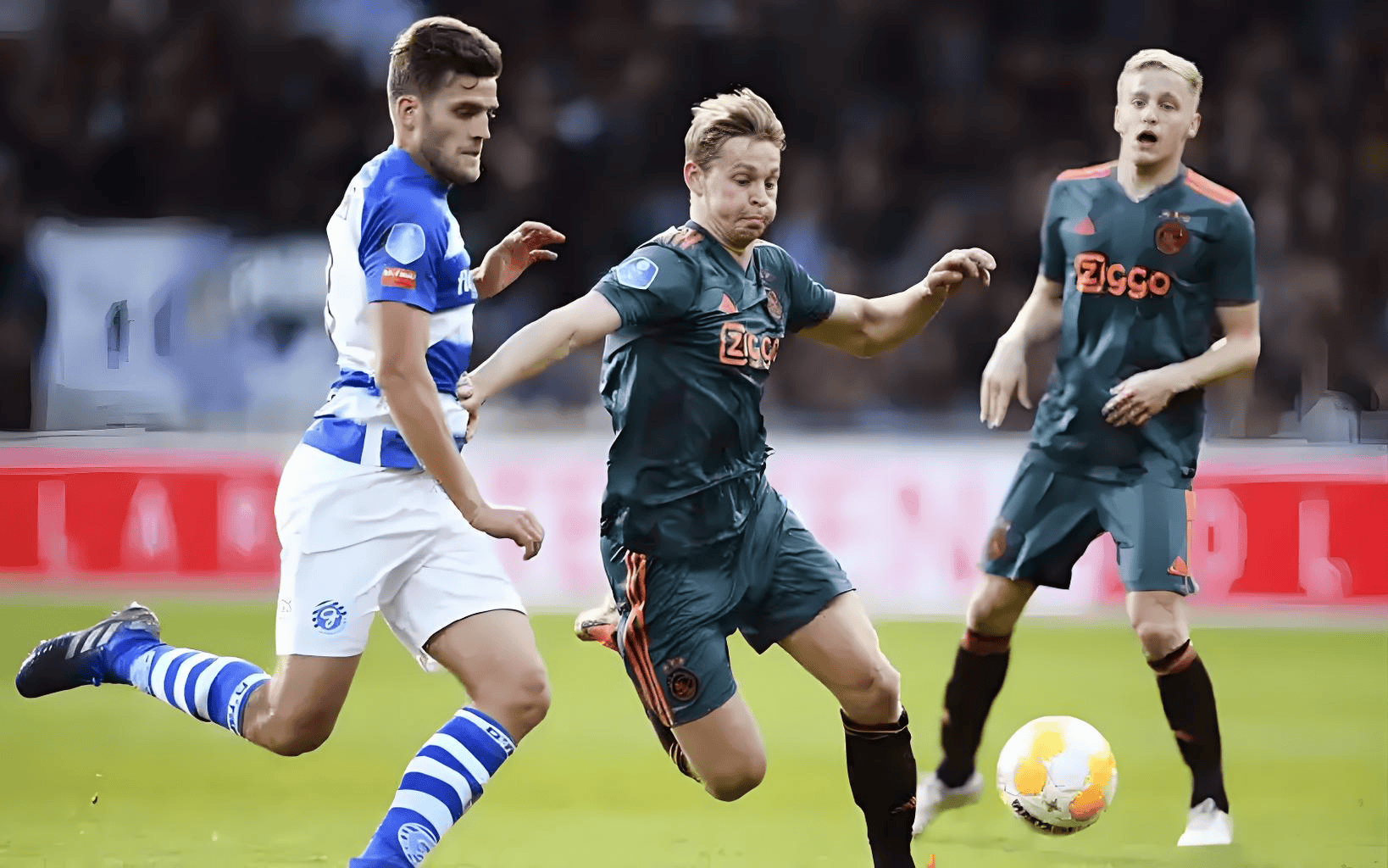 身份赋予她 身份赋予她