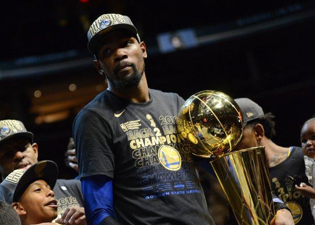 并承担诉讼 并承担诉讼